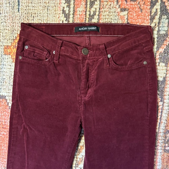 Angry Rabbit corduroy jeans! flare/wide leg! Size 25. Color is maroon/burgundy! - Picture 3 of 4